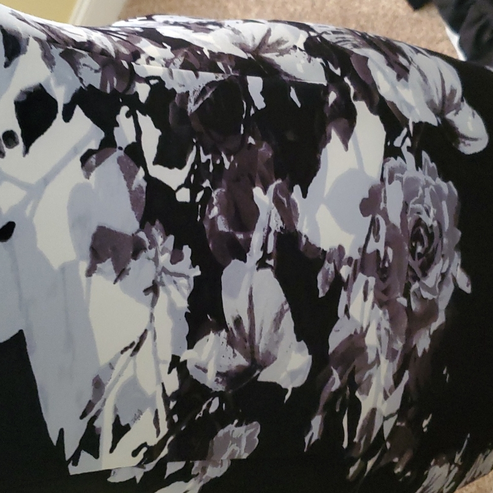 SLNY black and white midi dress - Picture 2 of 5